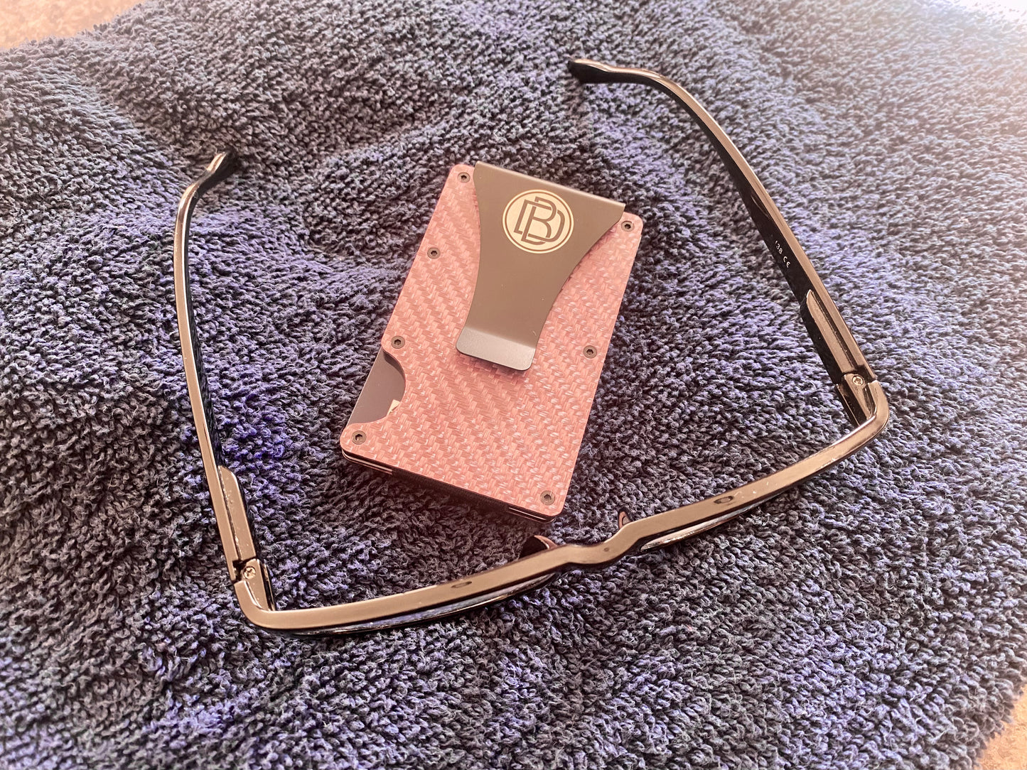 Minimalist Carbon Fiber Wallet Pink